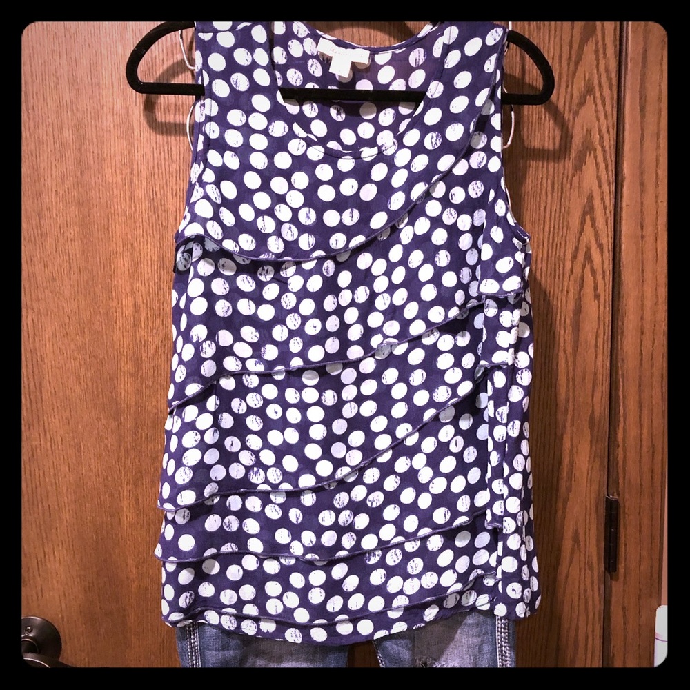Sleeveless layered look flowy top